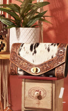 Load image into Gallery viewer, Advent Wallet