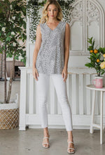 Load image into Gallery viewer, Leopard Print Tank
