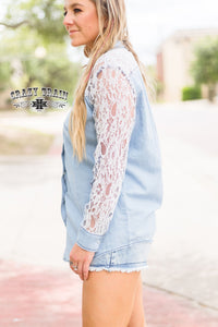 Lovin’ In Lace Top